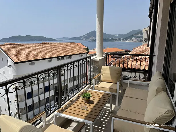 Apartment in Przno mit zwei Schlafzimmern und Panoramablick auf das Meer