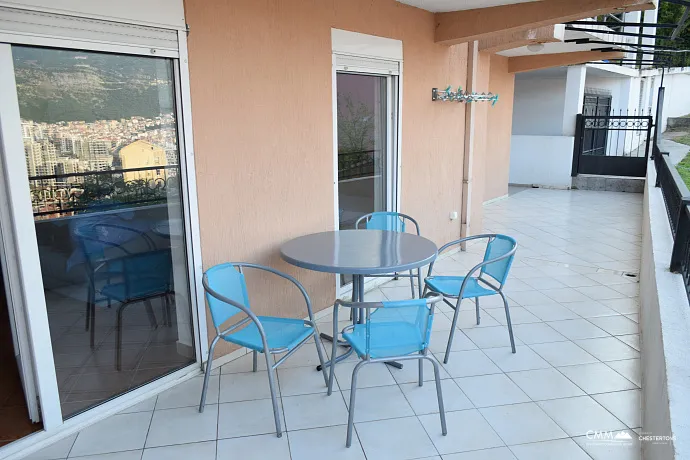 Geräumige 3-Zimmer-Wohnung mit atemberaubendem Meerblick
