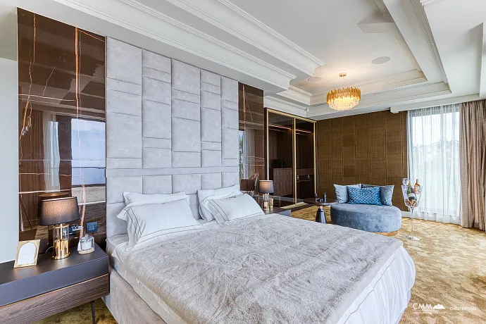 Exklusive Villa in Blizikuće, nahe Sveti Stefan