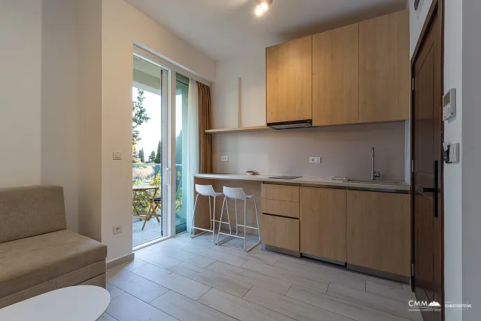 Exklusiver Verkauf eines komplett neuen Hotels in Budva