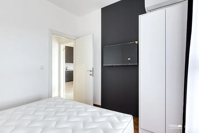 Helle Zwei-Zimmer-Wohnung in Bar