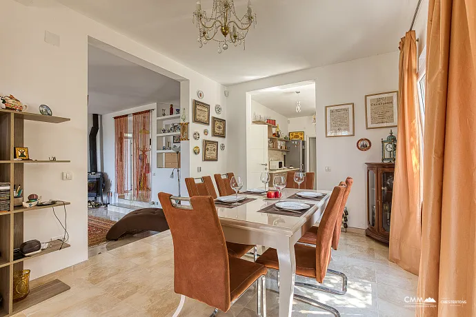Elegantes Haus mit atemberaubendem Blick auf die Bucht von Kotor in Herceg Novi