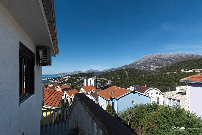 Haus an der Bar-Riviera, 195 m²