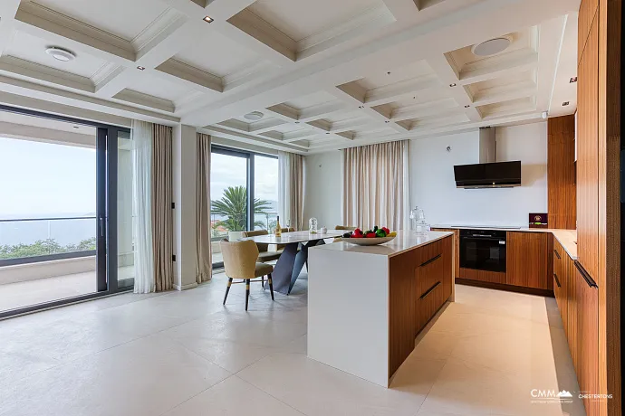 Exklusive Villa in Blizikuće, nahe Sveti Stefan