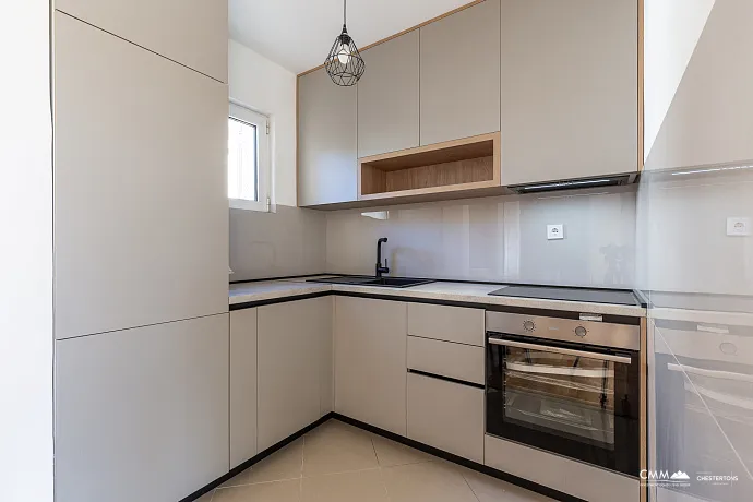 Geräumige 64 m² Wohnung mit Meerblick in Bečići