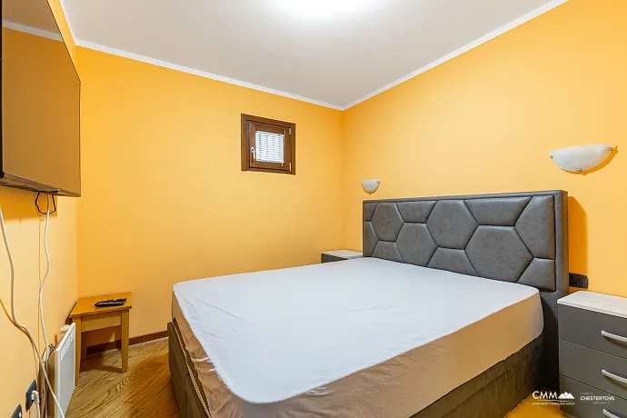 6752 Zwei Wohnungen je 57 m² in Rafailovići, erste Reihe