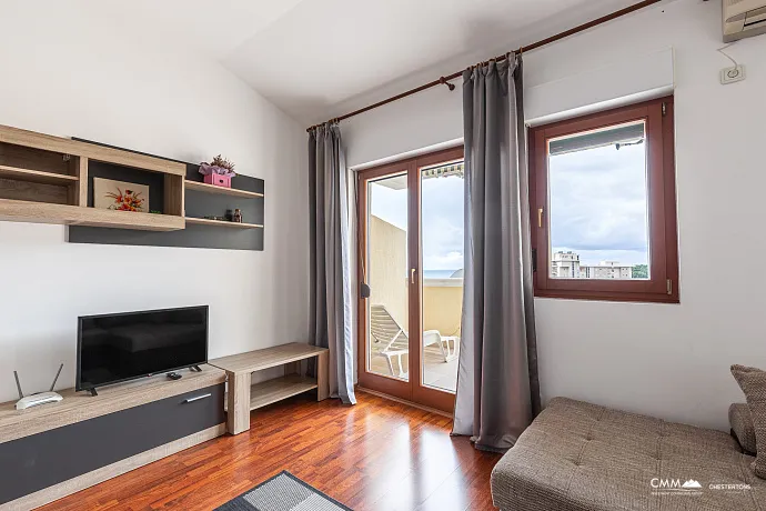 Studio-Apartment 34 m² mit Meerblick und Terrasse — Petrovac