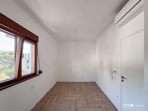 Wohnungen in einem neuen Komplex in Tivat