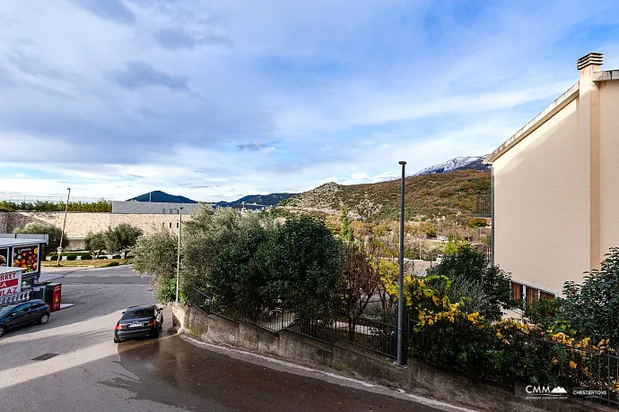 Zwei-Zimmer-Wohnung 84 m² in Pržno – Komfort und Gemütlichkeit am Meer