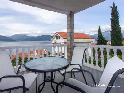 Haus in der malerischen Gegend von Krasici, ideal zum komfortablen Wohnen und Entspannen