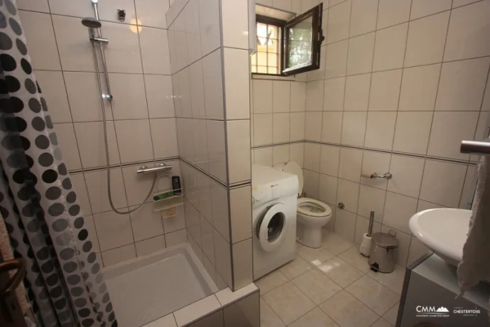 Haus in Rezevici