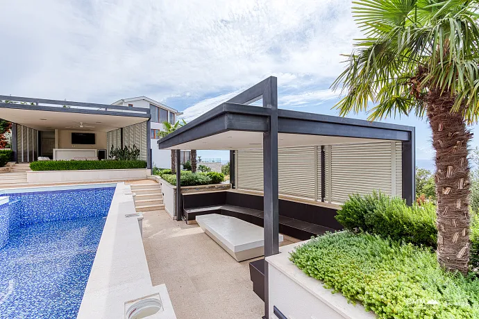 Exklusive Villa in Blizikuće, nahe Sveti Stefan