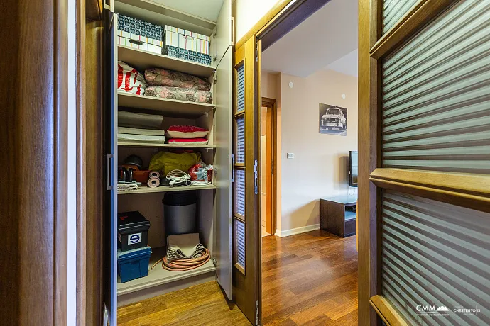 Zwei-Zimmer-Wohnung 84 m² in Pržno – Komfort und Gemütlichkeit am Meer