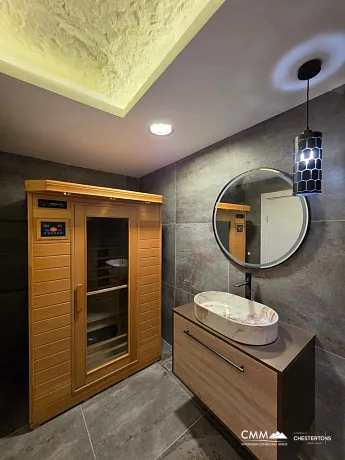 Luxuriöse Drei-Zimmer-Wohnung mit Sauna, 300 Meter vom Meer entfernt – Bečići (107 m²)