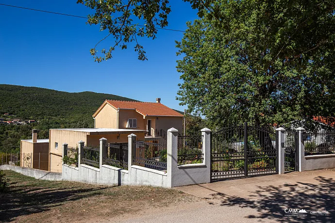 Haus in Kovači, Kotor