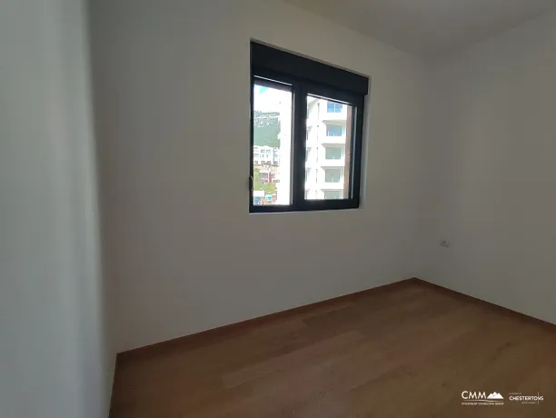 Einzimmerwohnung in Becici mit Meerblick