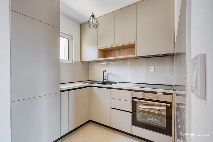 Geräumige 64 m² Wohnung mit Meerblick in Bečići