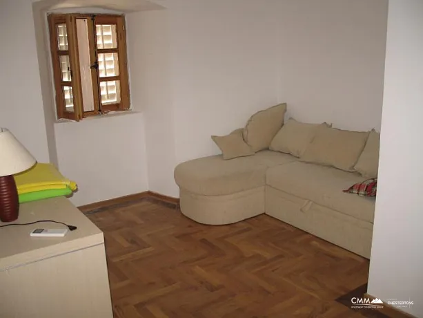 Komplex aus drei Gebäuden in Kotor