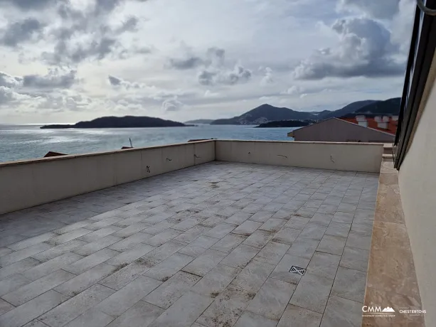 Apartment in Przno mit zwei Schlafzimmern und Panoramablick auf das Meer
