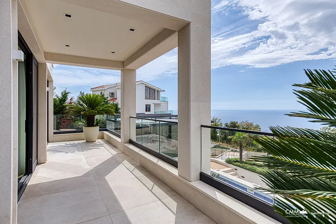 Exklusive Villa in Blizikuće, nahe Sveti Stefan