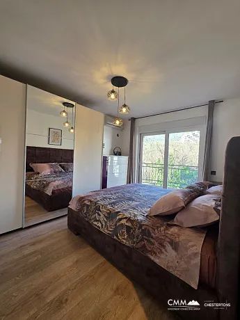 Luxuriöse Drei-Zimmer-Wohnung mit Sauna, 300 Meter vom Meer entfernt – Bečići (107 m²)