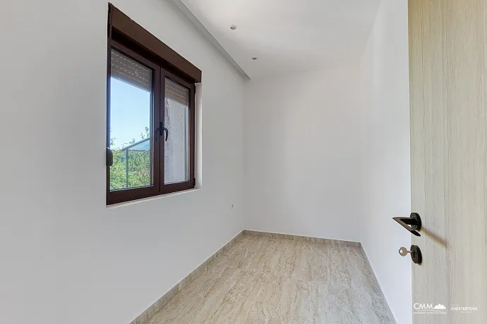 Renovierte Wohnung in Tivat, 78 m²