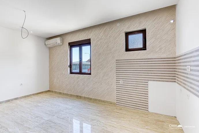 Renovierte Wohnung in Tivat, 78 m²