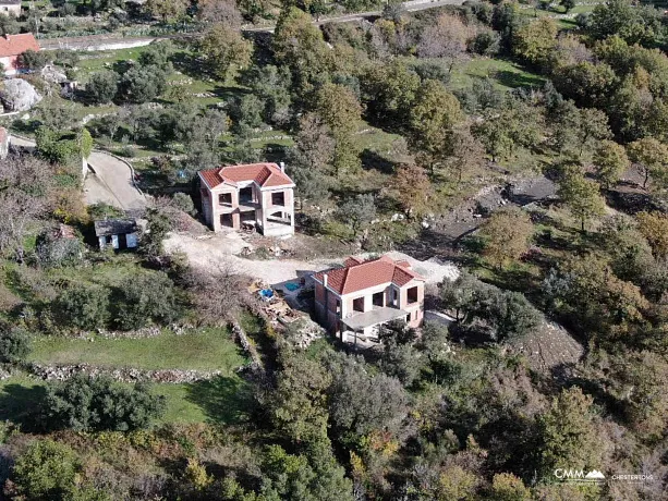 Urbanisiertes Grundstück für den Bau von zwei Villen in Trebesin, Herceg Novi