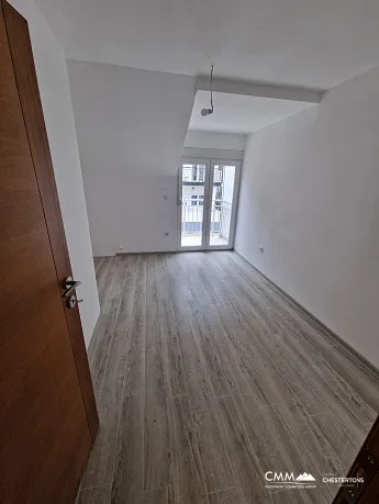 Maisonette-Wohnung mit drei Schlafzimmern in Igalo mit Meerblick