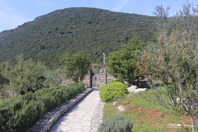 Luxusvilla mit Meerblick
