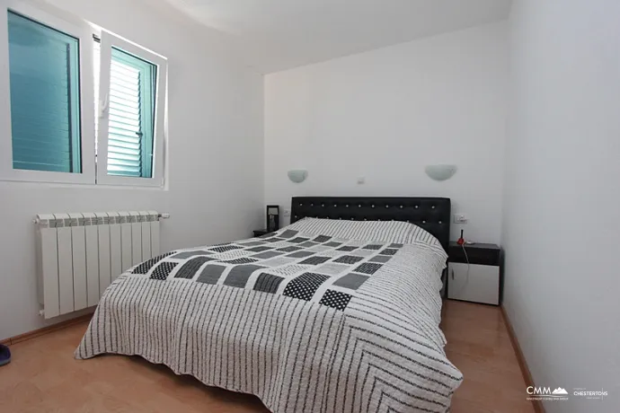 Luxuriöses Haus mit Apartments in Stoliv, nur einen Schritt vom Meer entfernt!