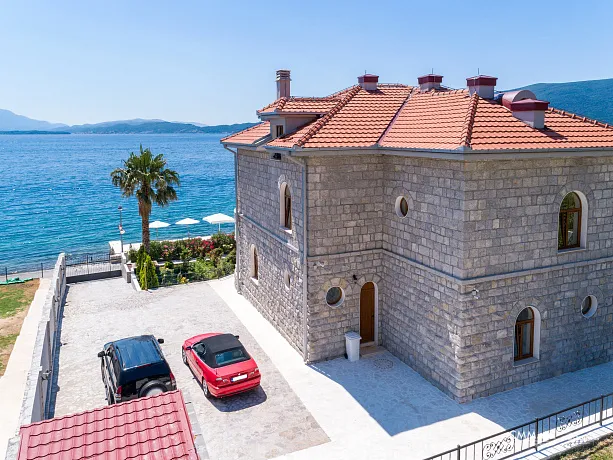 Luxusvilla in Bijela
