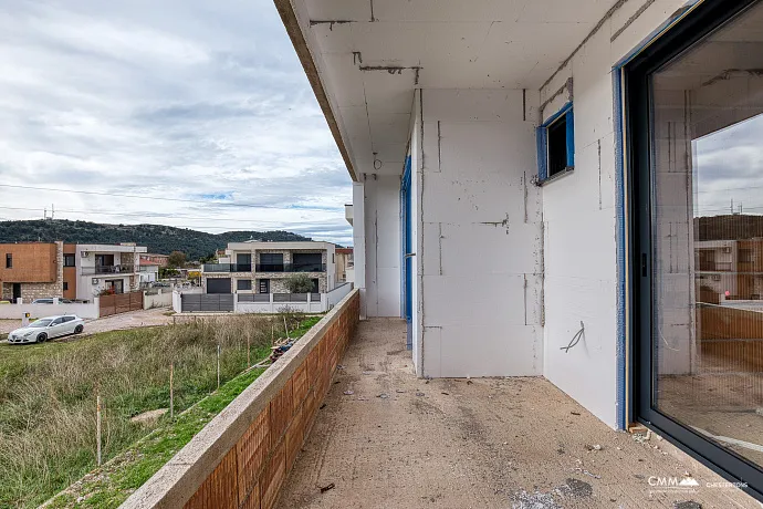 Modernes Haus in Bar mit Terrasse und 3 Schlafzimmern