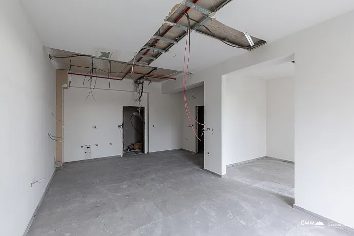 Moderne Einzimmerwohnung in Budva mit optionaler Garage