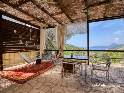Elegantes Haus mit atemberaubendem Blick auf die Bucht von Kotor in Herceg Novi