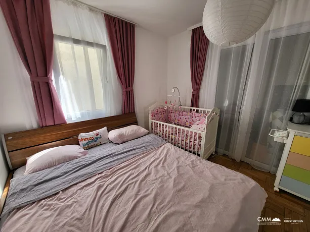 Apartment mit großzügiger Terrasse in ruhiger Lage in Budva