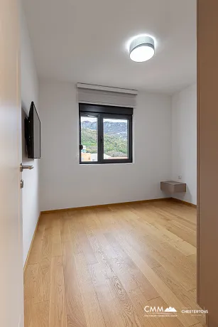 Luxuriöse Zweizimmerwohnung in Bečići – Panoramablick auf Sveti Stefan