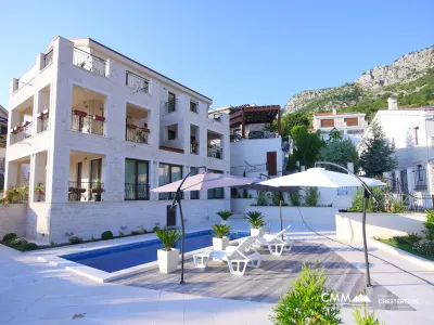 Villa mit Pool in Blizikuce