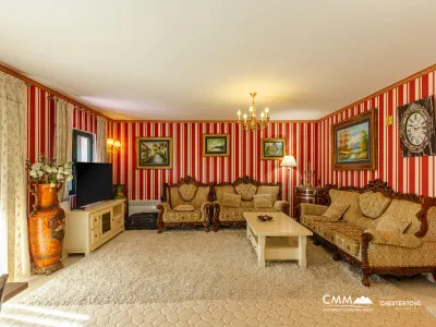 Dreistöckiges Haus mit drei Schlafzimmern, 176 m², Lastva