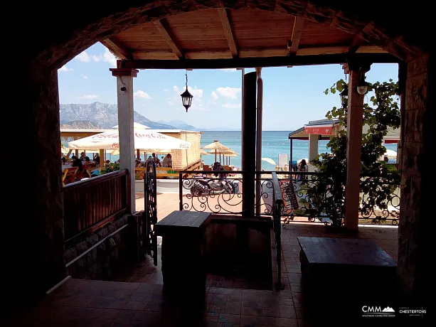 Mini Hotel auf Jaz 50 Meter vom Meer entfernt