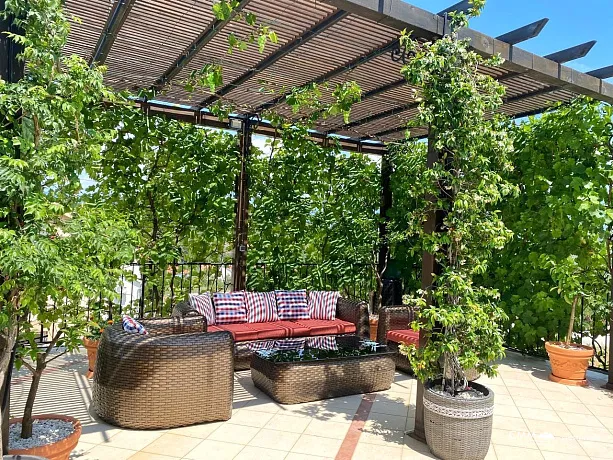 Mini-Hotel mit Pool und Spa in der Nähe der Lustica-Bay