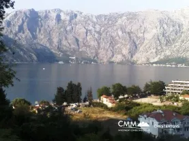 Grundstück an der Riviera von Kotor