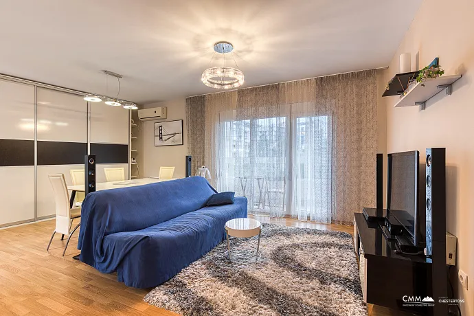 Wohnung mit 2 Schlafzimmern in Bečići