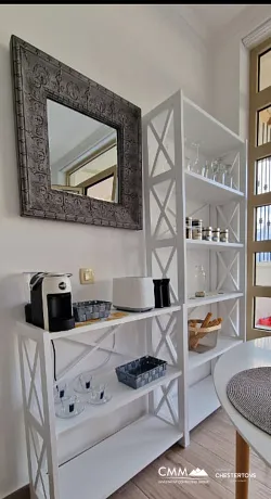 Geräumiges Apartment mit 2 Schlafzimmer in Prcanj