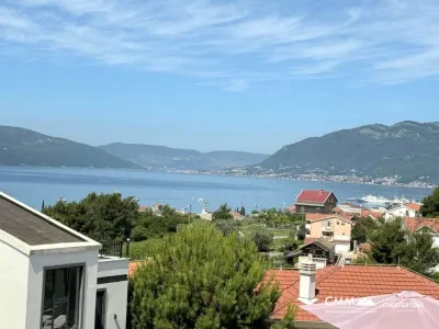 Dreizimmerwohnung in Tivat