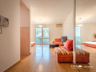 Studio in Dobrota mit Panoramablick auf die Bucht von Kotor