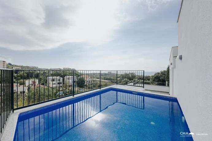 Moderne Villa mit 4 Schlafzimmern und Pool zum Verkauf in Dobre Vode