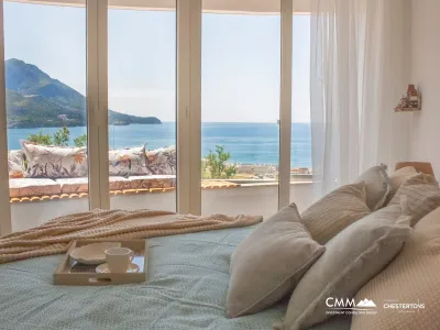 Luxuriöse Zwei-Zimmer-Wohnung mit großer Terrasse in Bečići