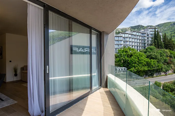 Wohnung im 1 Stock, 81 m², mit 2 Schlafzimmern und 2 Badezimmern