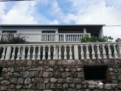 Komplett eingerichtetes Haus in Dobra Voda